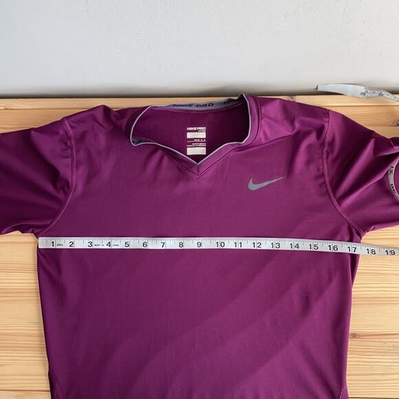 Nike Pro Vneck Fitted Workout Shirt Purple M - Picture 9 of 10